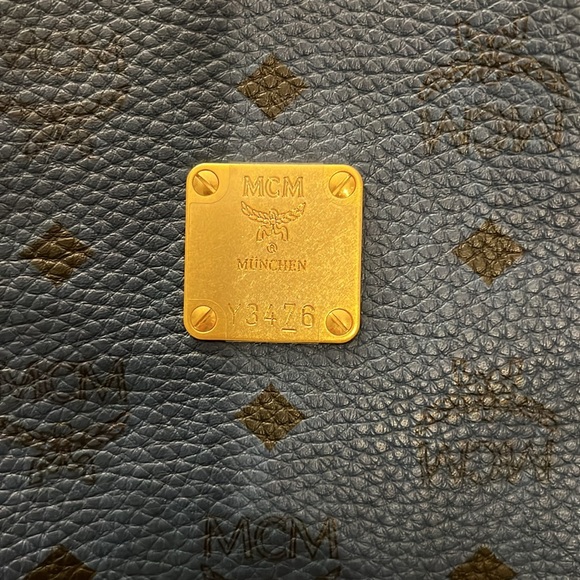 Authentic Mcm Visetos Tote Reversible blue Bag MM size - Picture 6 of 17